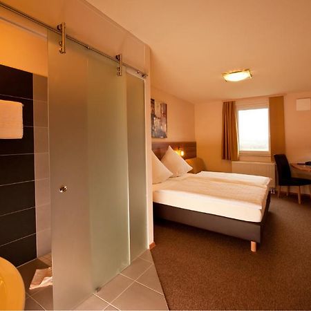 Astay Hotel Greding Esterno foto